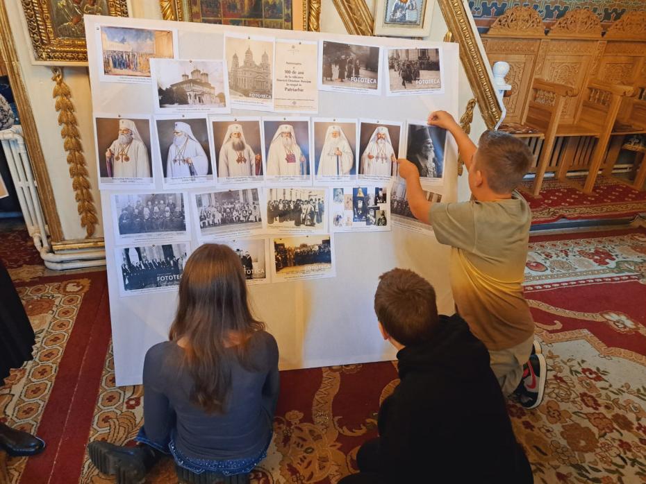 „Imagini vechi vestind Centenarul Patriarhal”
