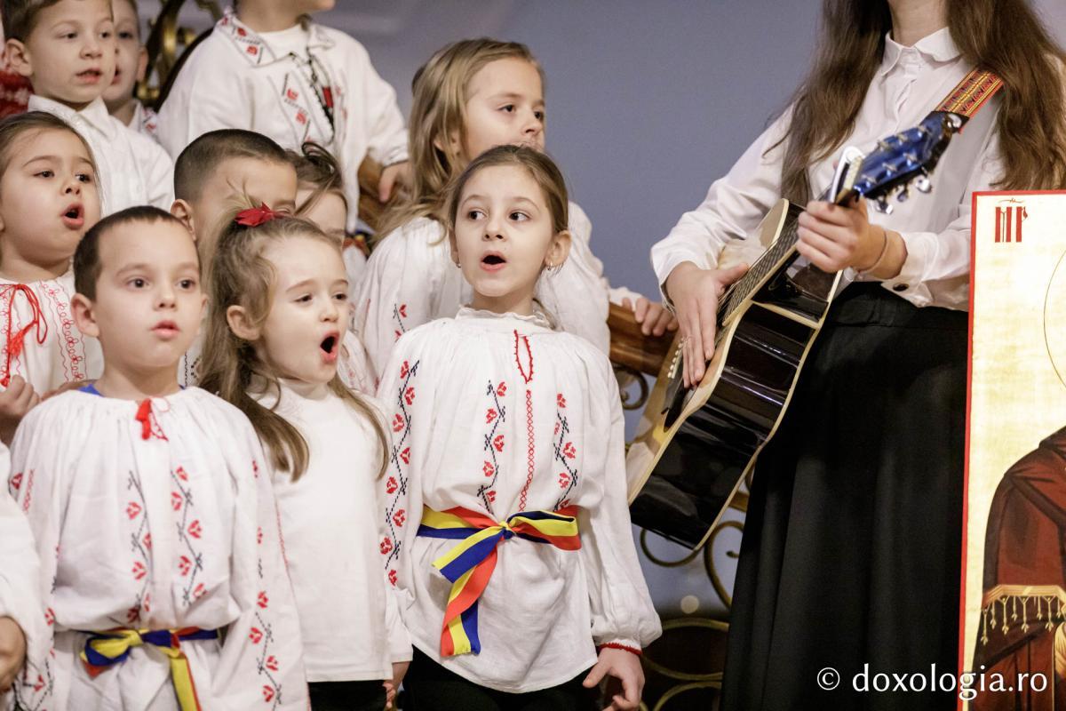 Grădinița cu program prelungit nr. 27, Iași – Colindători la Reședința Mitropolitană 2024