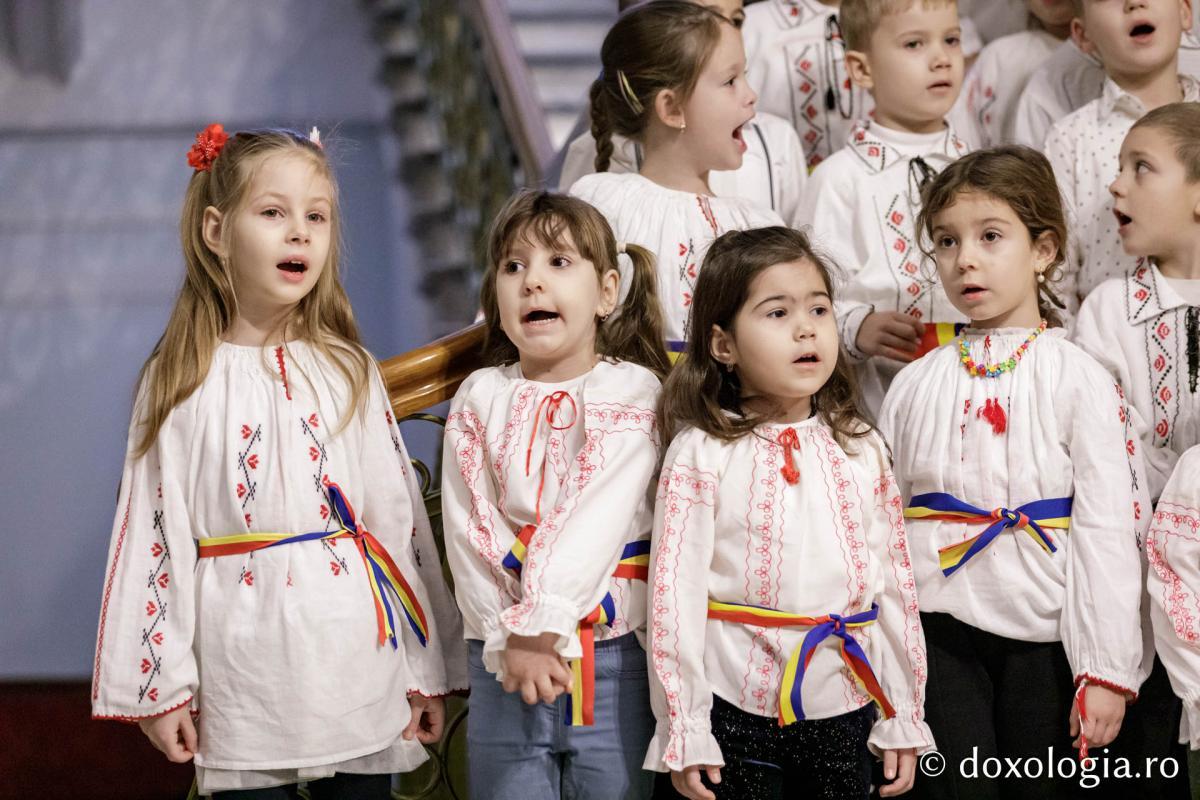 Grădinița cu program prelungit nr. 27, Iași – Colindători la Reședința Mitropolitană 2024