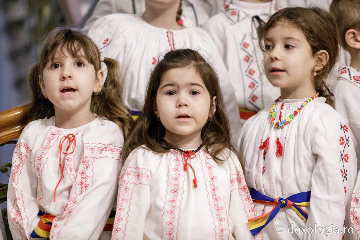 Grădinița cu program prelungit nr. 27, Iași – Colindători la Reședința Mitropolitană 2024