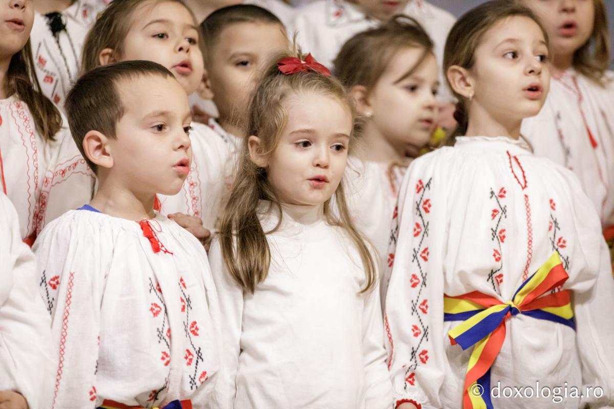 Grădinița cu program prelungit nr. 27, Iași – Colindători la Reședința Mitropolitană 2024