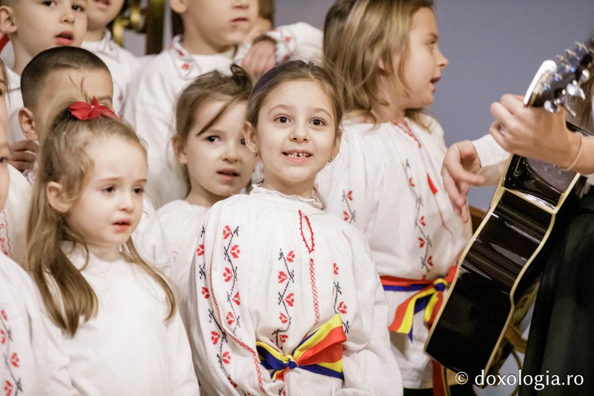 Grădinița cu program prelungit nr. 27, Iași – Colindători la Reședința Mitropolitană 2024
