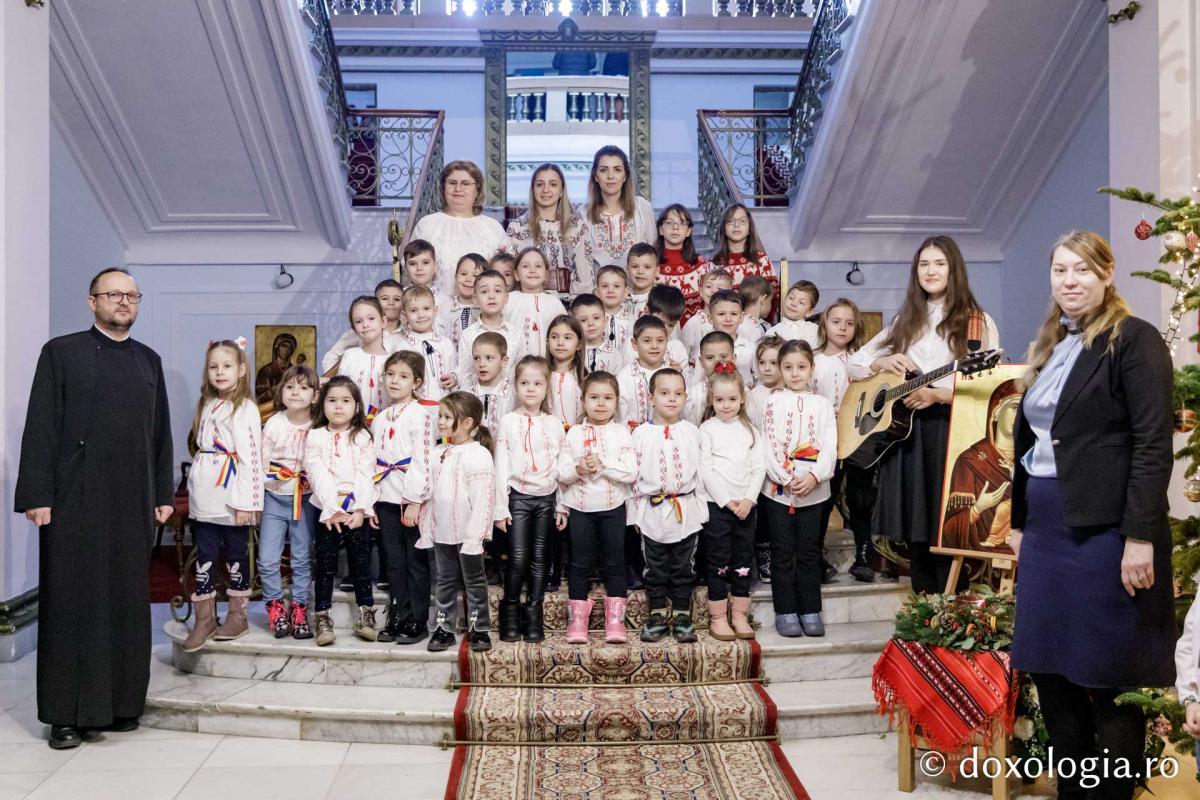 Grădinița cu program prelungit nr. 27, Iași – Colindători la Reședința Mitropolitană 2024